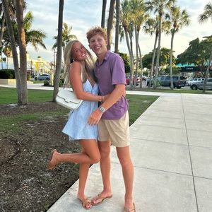 Meet your Posher, Hallie